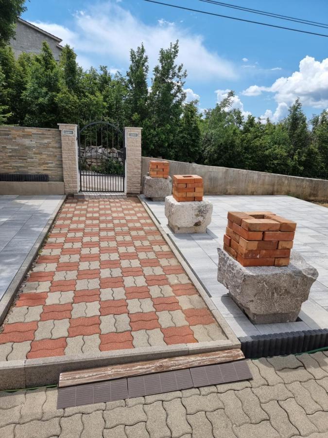 Apartments Katarina Smrika Exterior photo